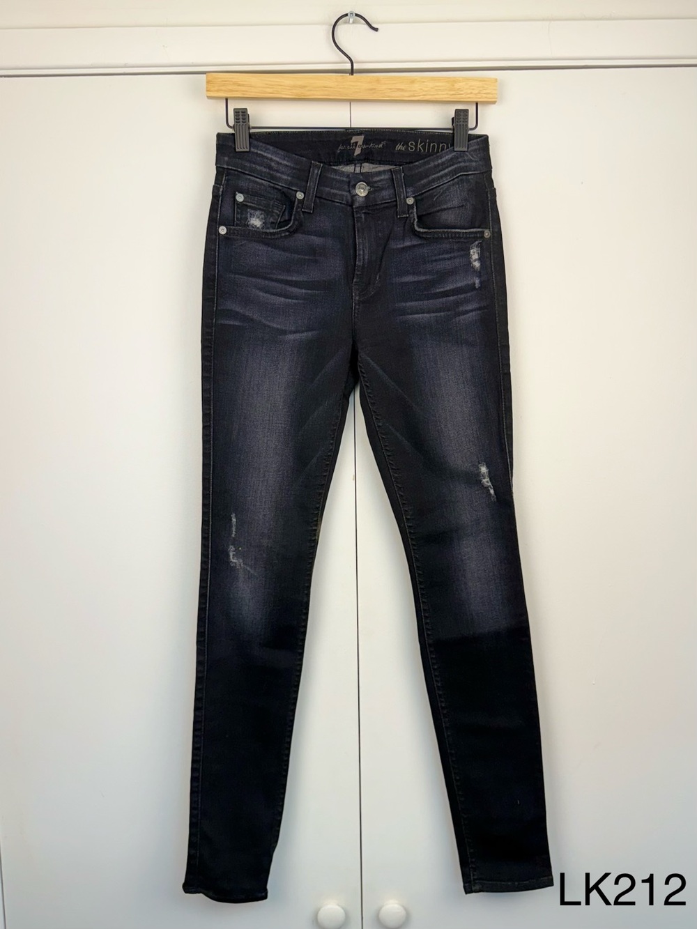 7 For All Mankind Distressed Skinny Jeans Icy Black 2 Size 25